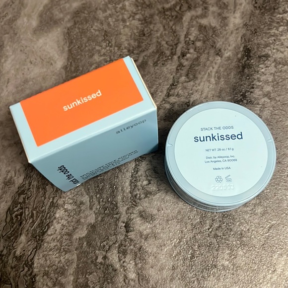 ALLEYOOP Stack The Odds Blush, Bronzer, and Highlighter Compact in Sunkissed - Picture 3 of 5